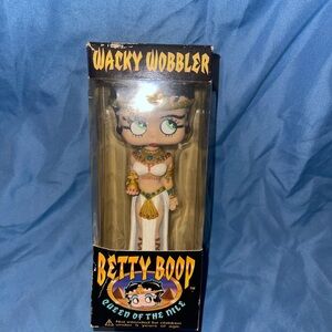 Betty boop queen of the Nile FUNKO wacky wobbler